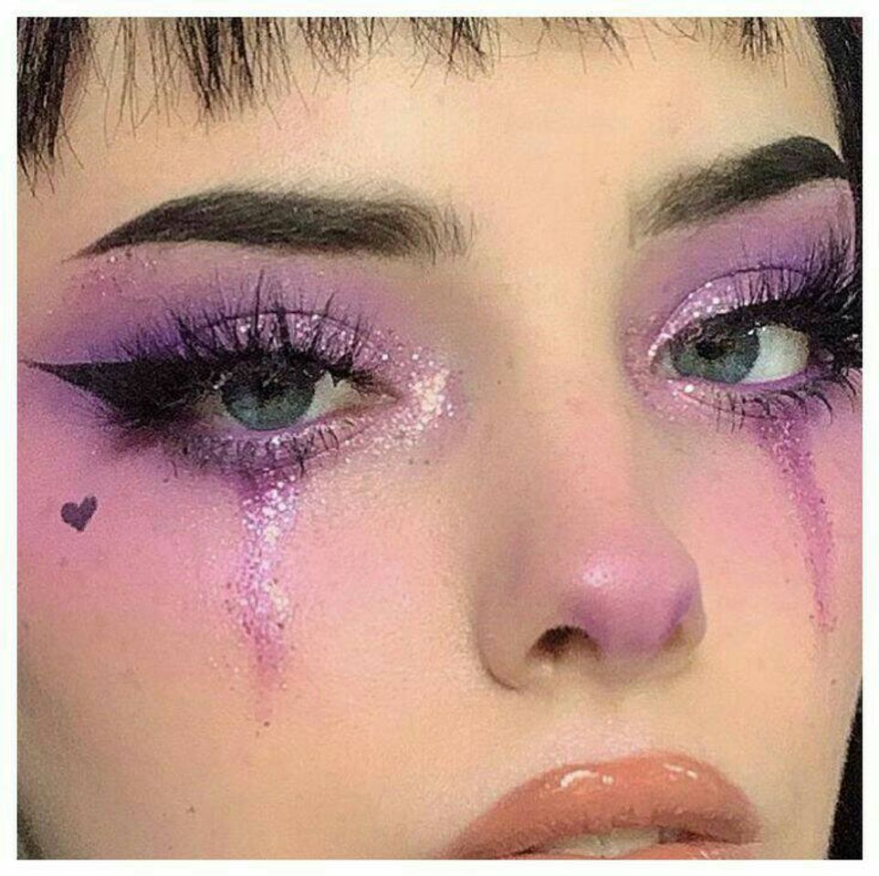 Moda 💜Egirl makeup