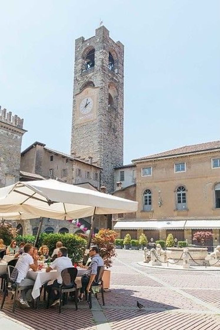 Place Bérgamo