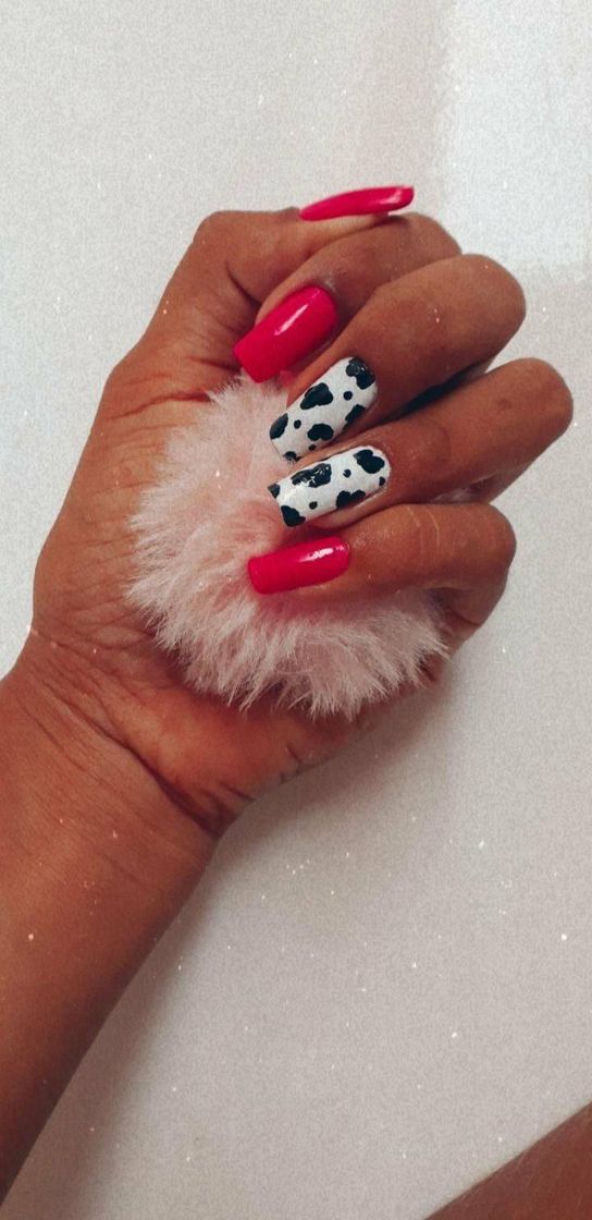 Fashion Unhas de gel rosas de decoradas com desenho de vaquinha