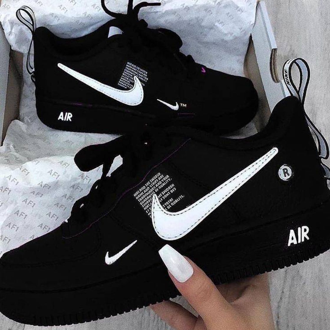 Moda Nike air preto com branco