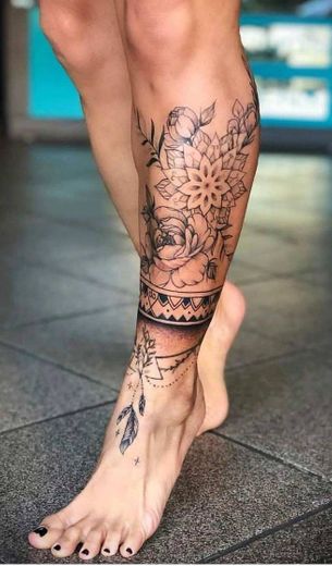 Tatuagem na perna!