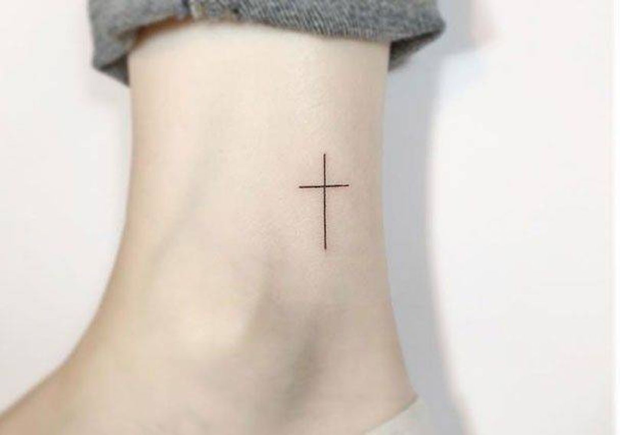 Moda Tatuagem minimalista