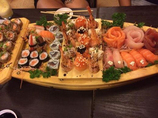 Manzuko sushi