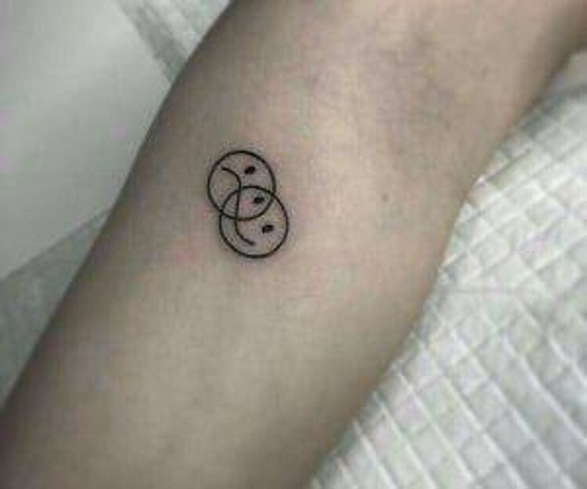 Moda Tattoo /happy&sad\