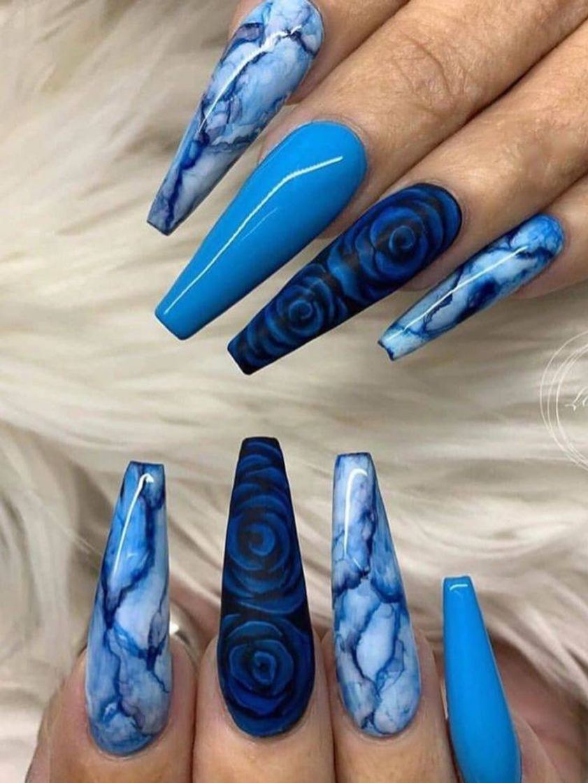 Fashion Unhas azul 💙