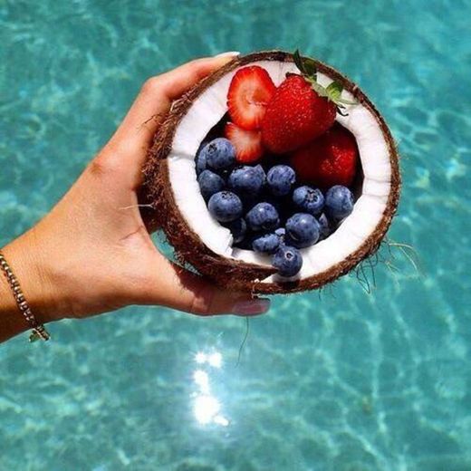 Frutas + Mar = combinação perfeita ❤💙