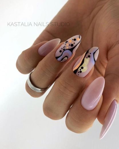 Nails 🤍
