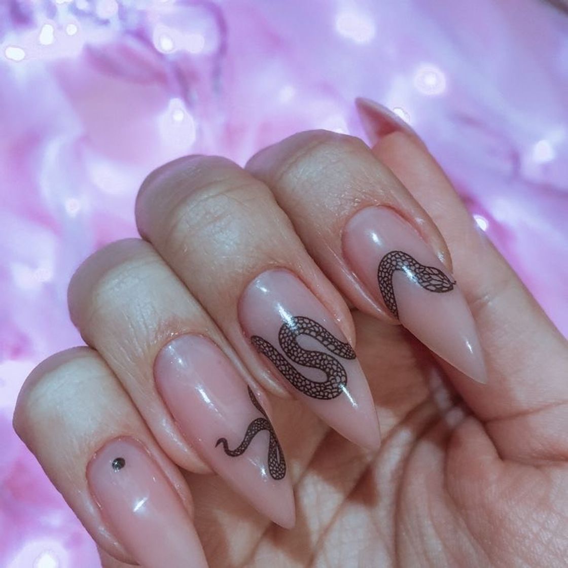 Moda Snake nails 🐍