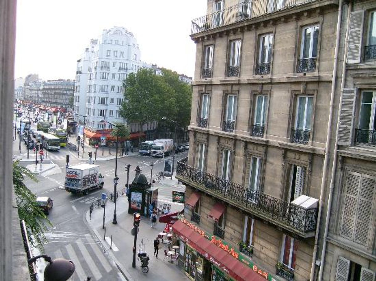 Place Grand Hôtel Magenta