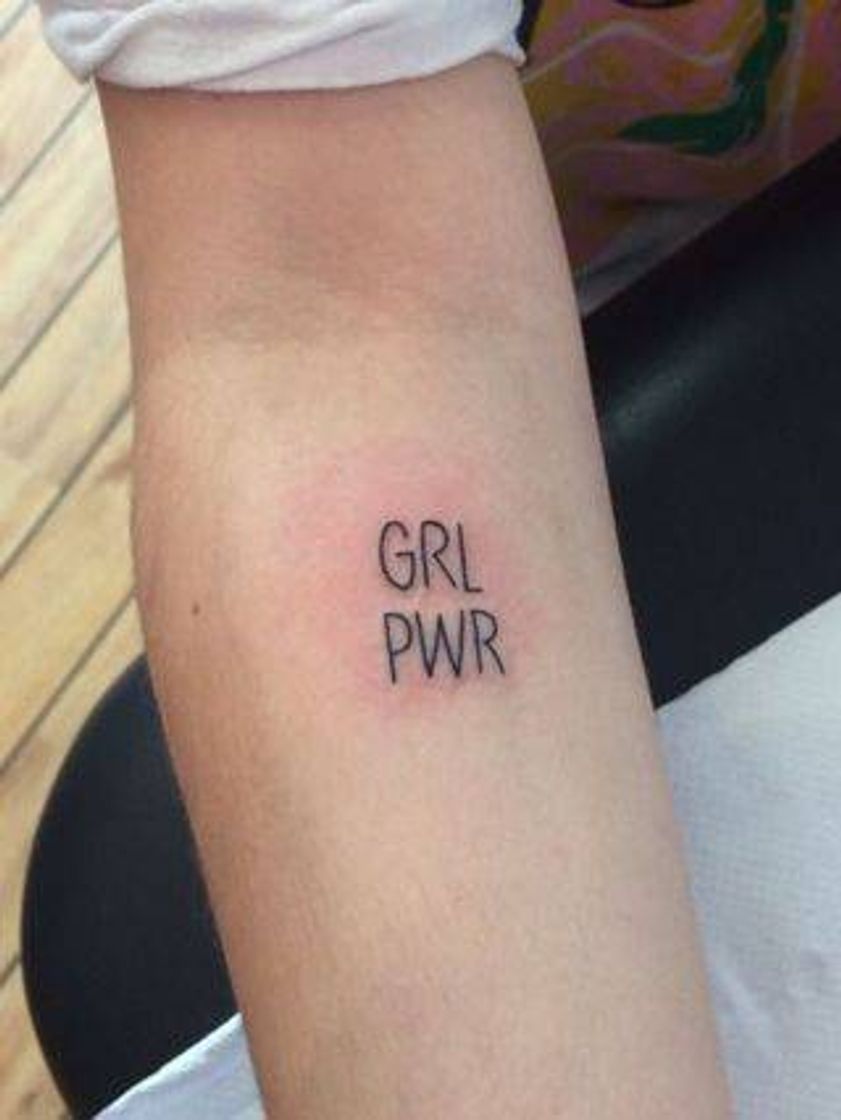 Fashion Tatuagem girl power