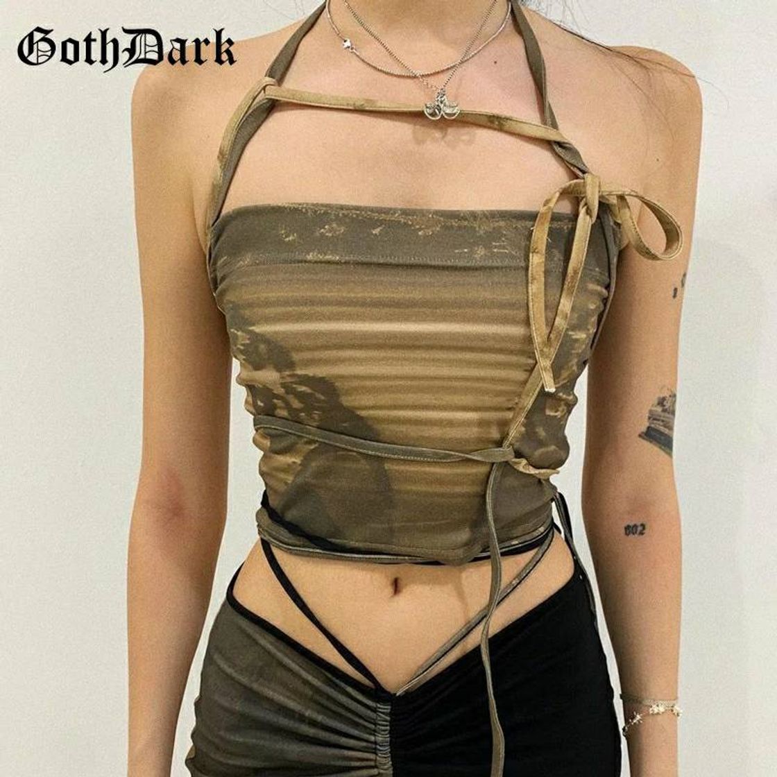 Fashion goth crop