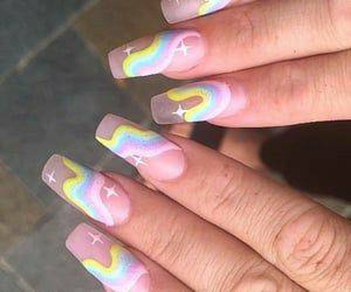 Moda Unhas arco íris 