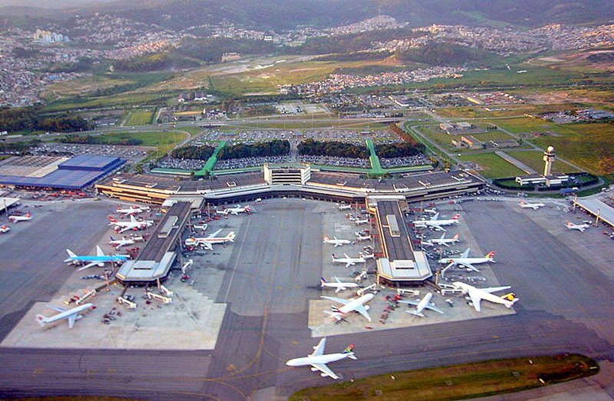 Lugar Aeroporto Internacional de São Paulo (GRU)