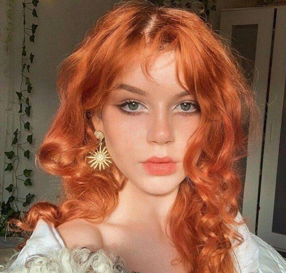 Moda Orange hair