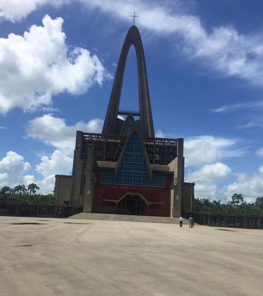 Place Basílica De Nuestra Señora de La Altagracia