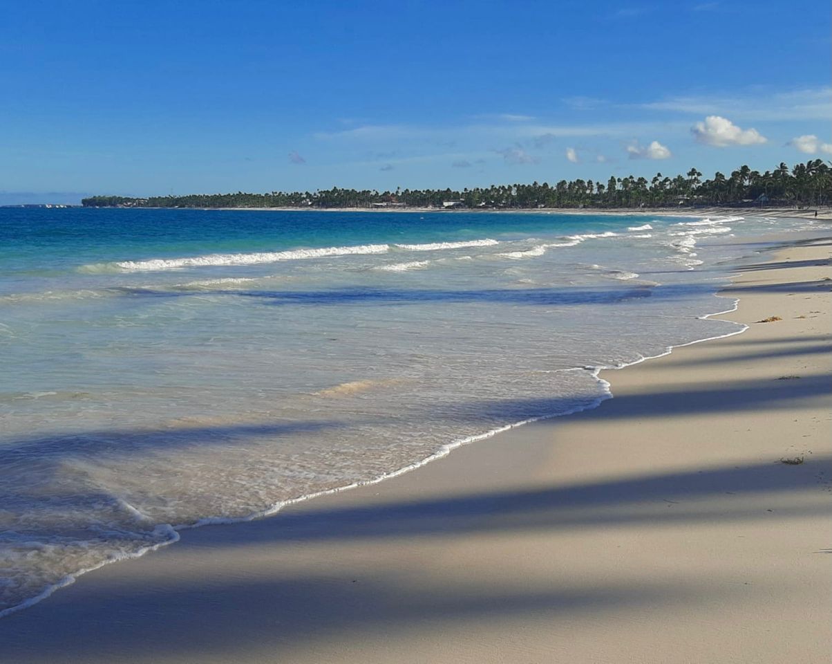 Lugares Arena Blanca Beach