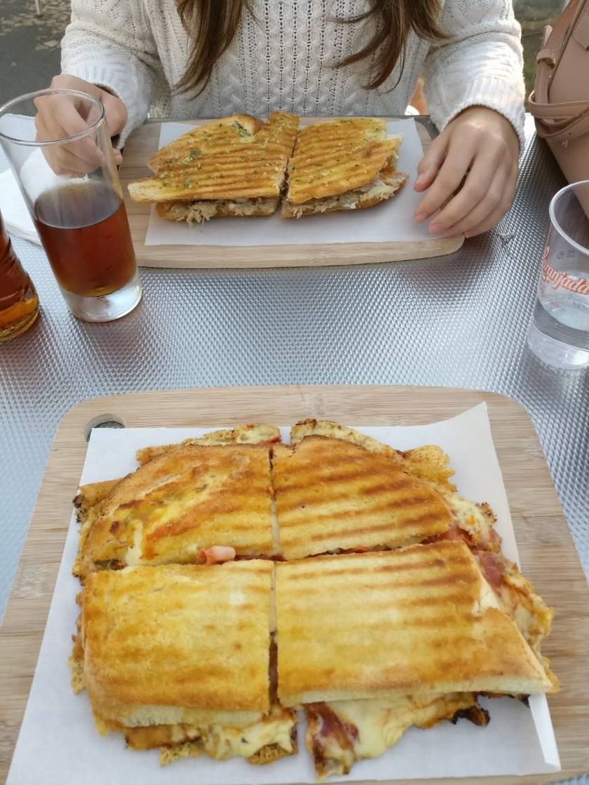 Restaurants A Capelinha Caffé - Home | Facebook