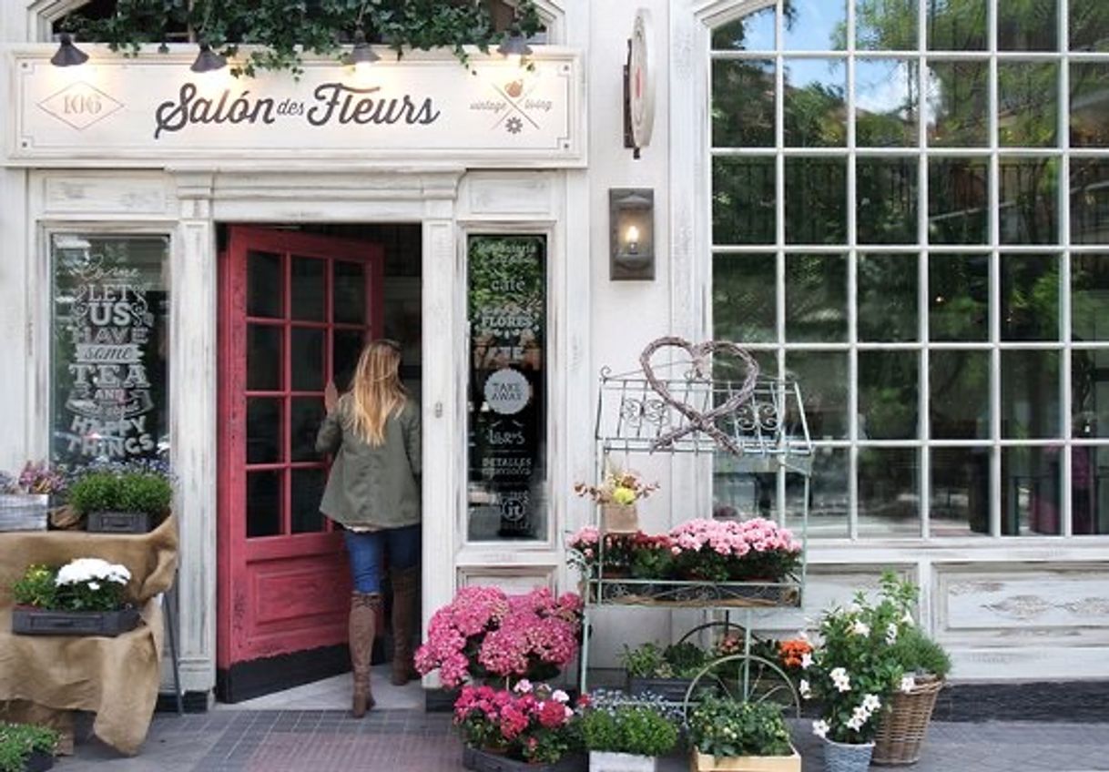 Salon Des Fleurs