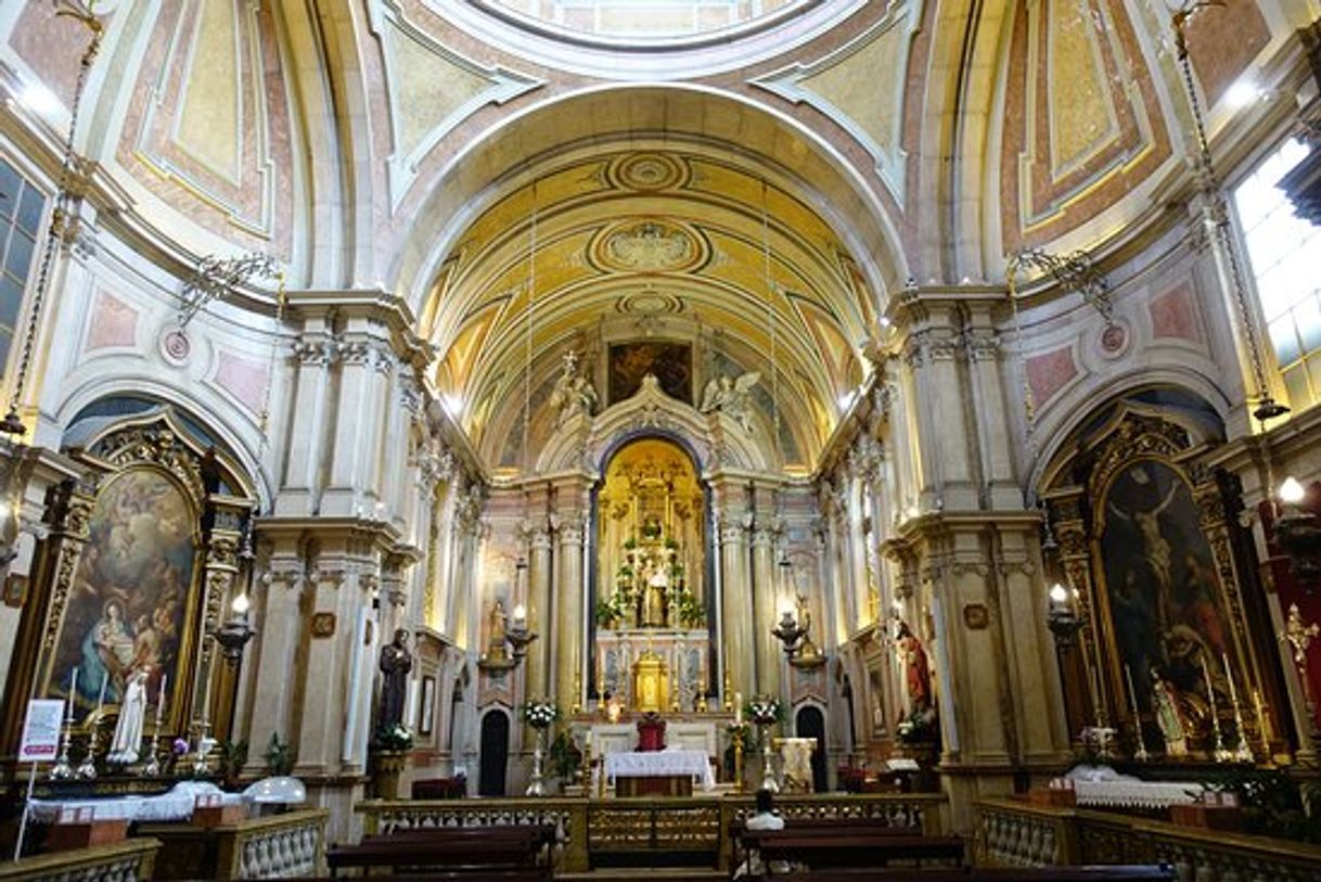 Place Igreja de Santo António de Lisboa