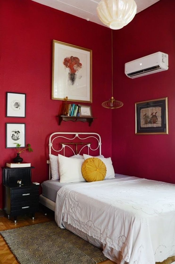 Social Um emoji um quarto 