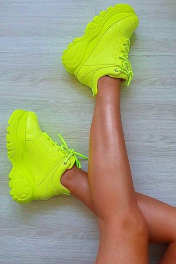 Fluorescent green Sneakers 🟢🍏