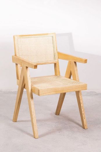 Cadeira de madeira Lali com braços 