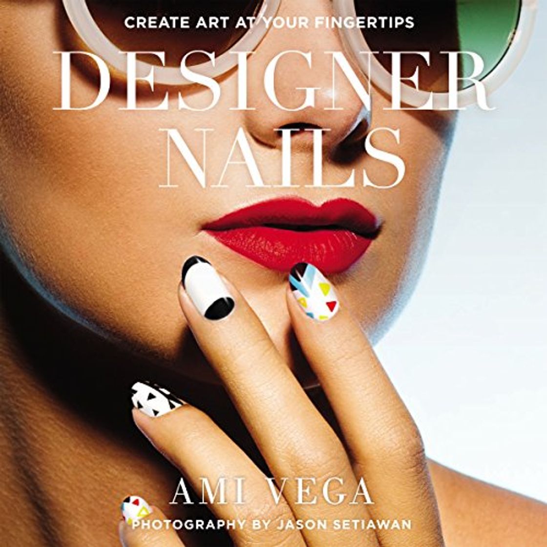 Libro Designer Nails: Create Art at Your Fingertips