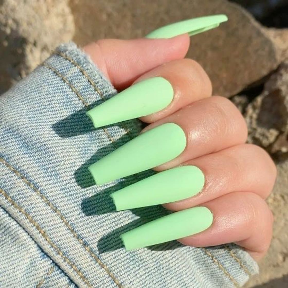 Moda Green Nails