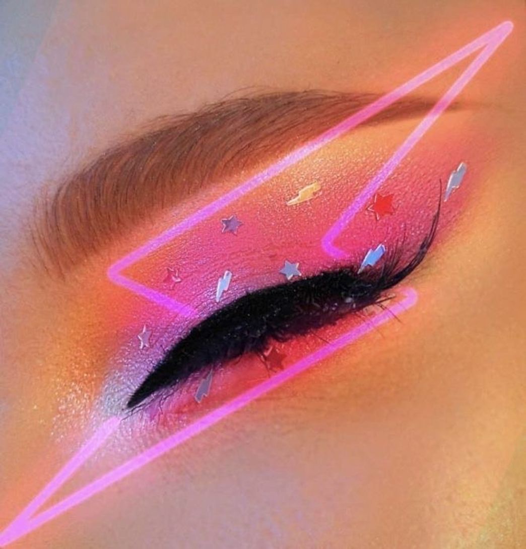 Moda Pink Neon Makeup