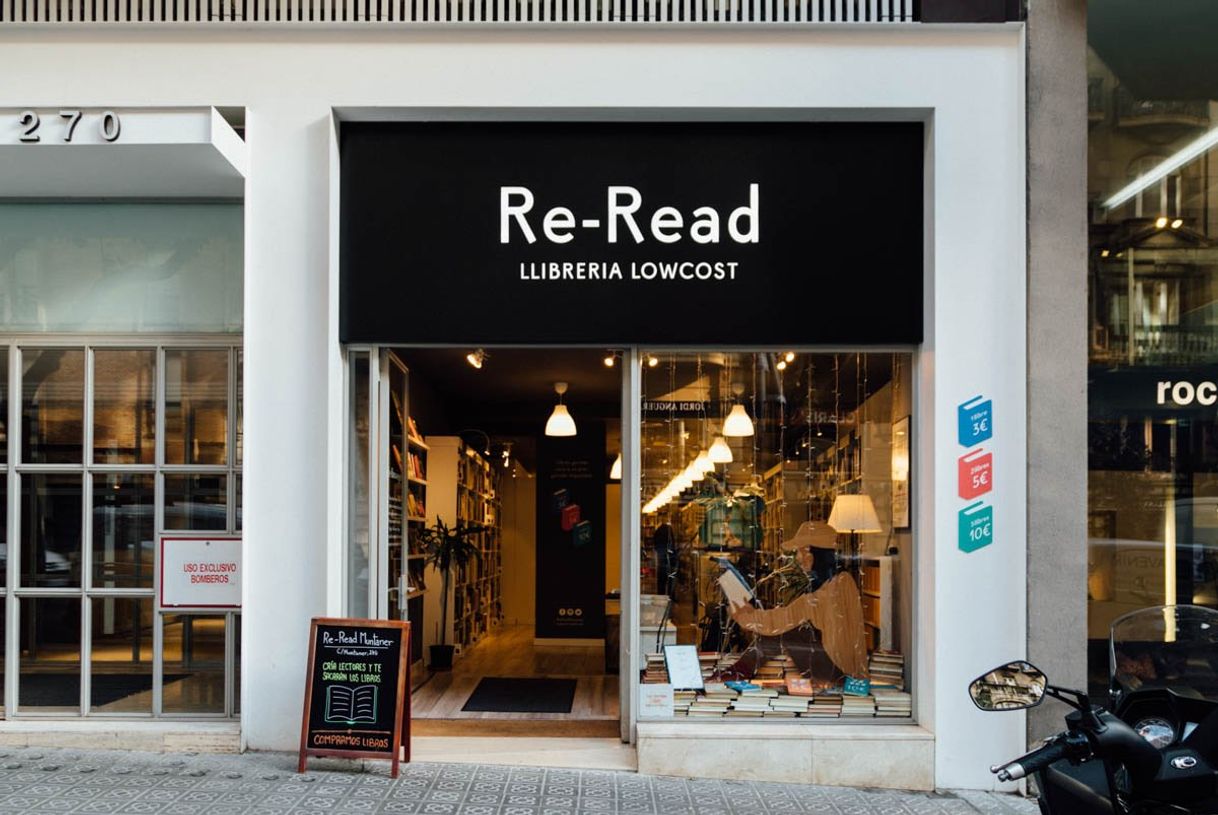 Place Re-Read Librería Lowcost - Muntaner Barcelona