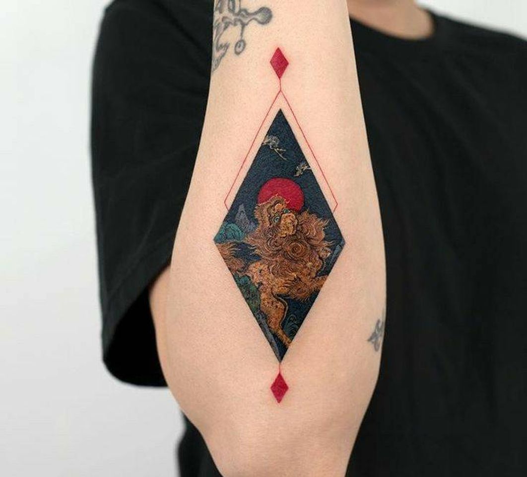 Moda Tattoo