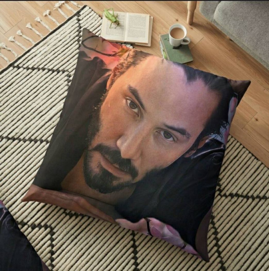 Moda Keanu Reeves Capa de Almofada
Decoração de Casa