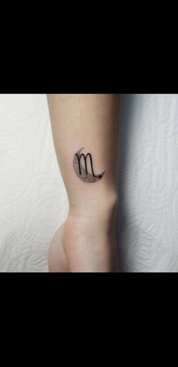 Tatuagem signo escorpião 