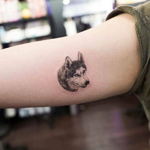 Tatuagem de cachorro (Husky siberiano) 