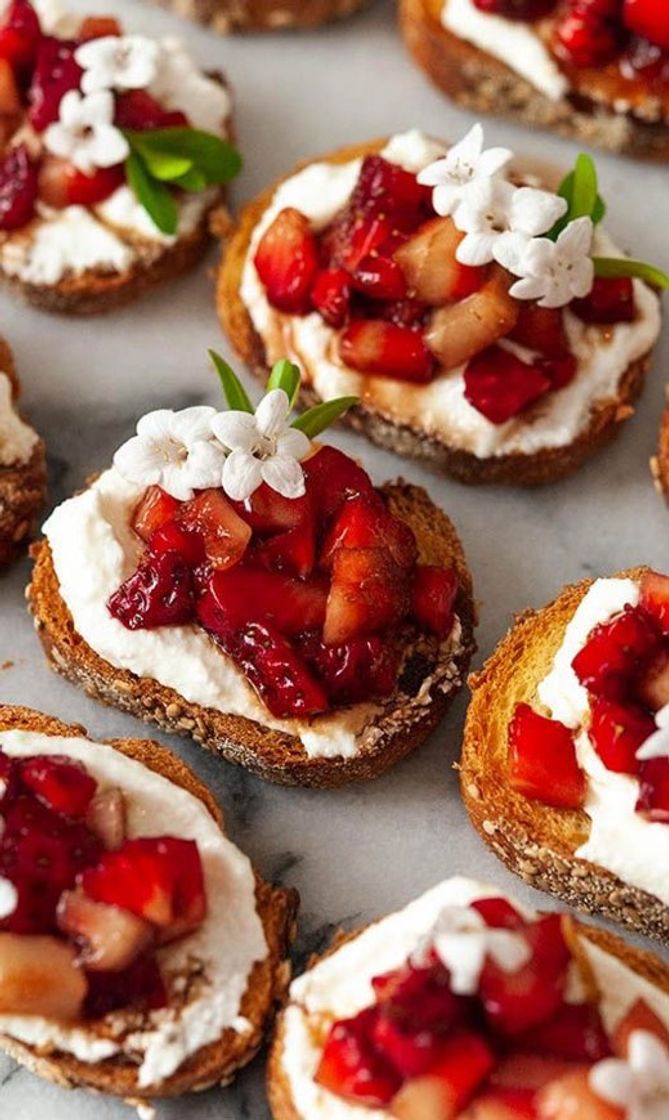 Fashion Crostini