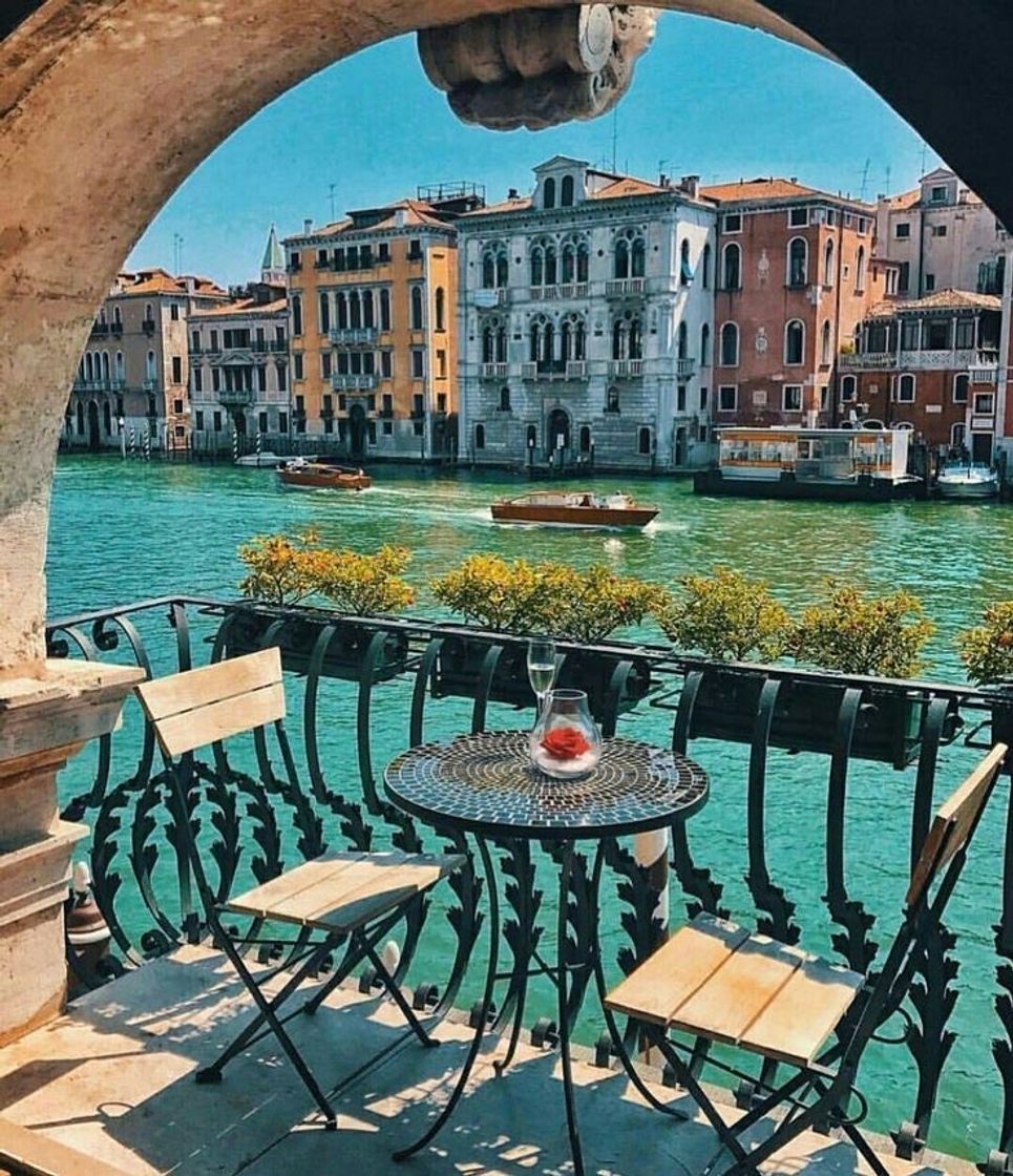 Moda Veneza, na Itália 🇮🇹 