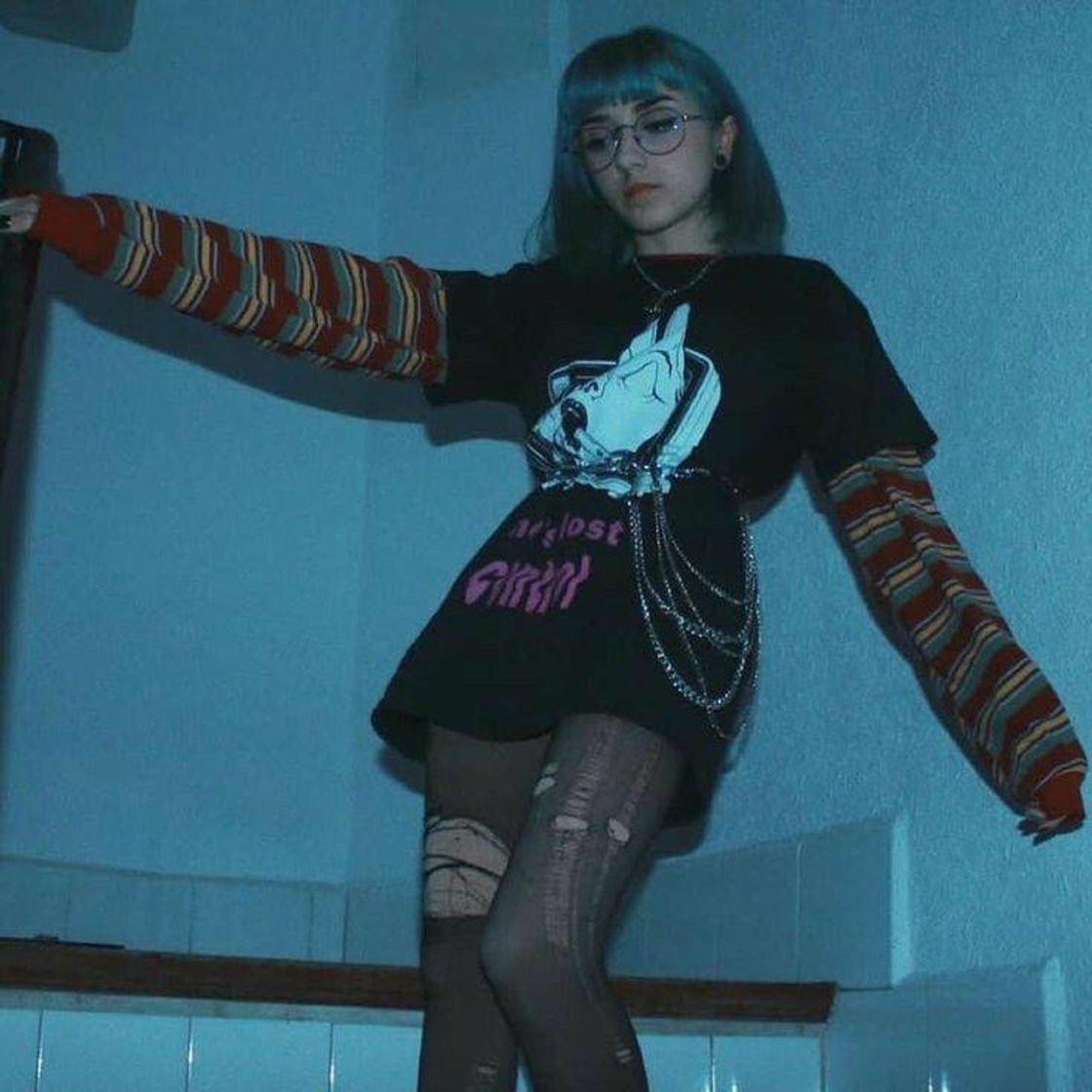 Moda Roupa estilo emo/ e- girl🖤🦋