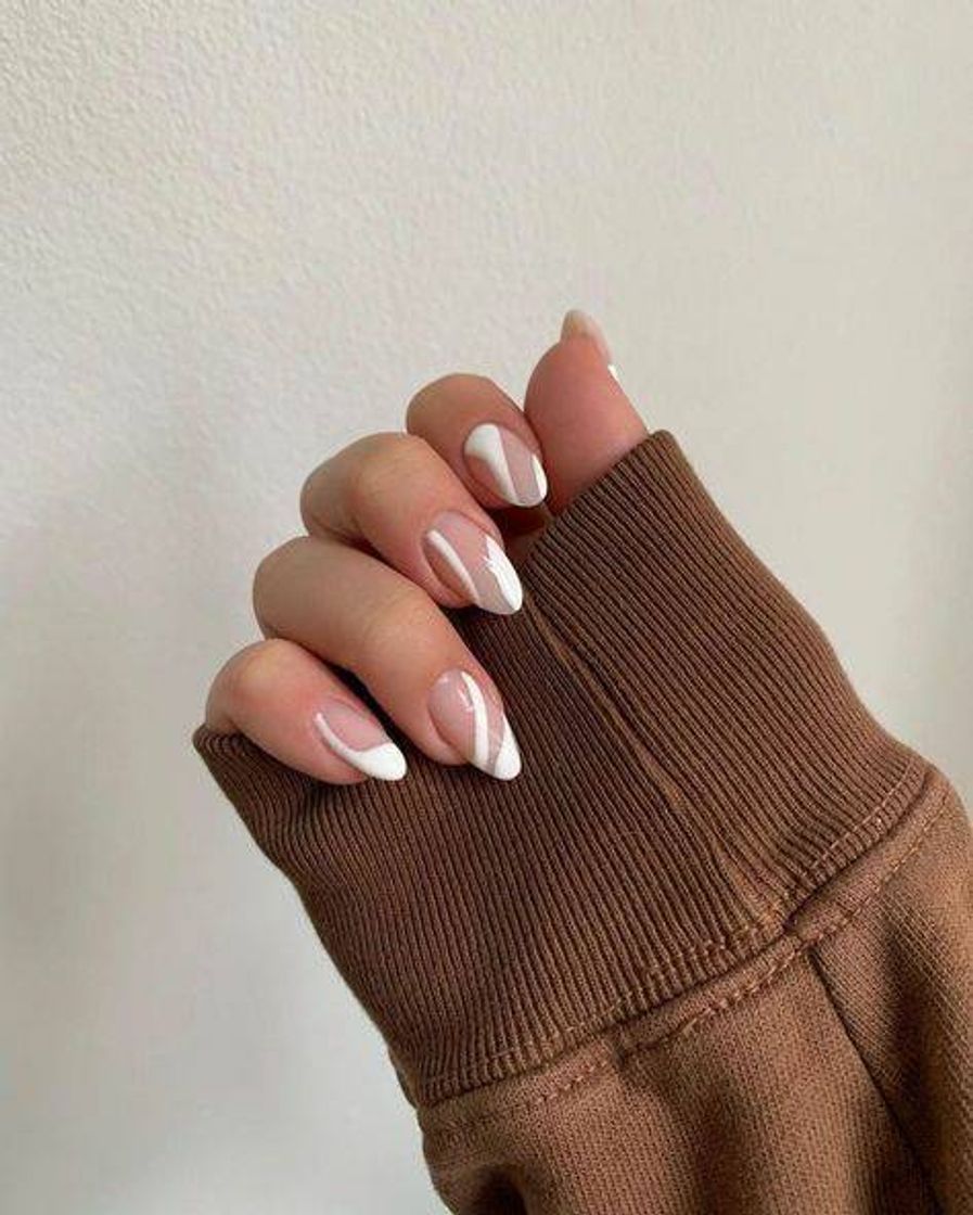 Moda Nails White