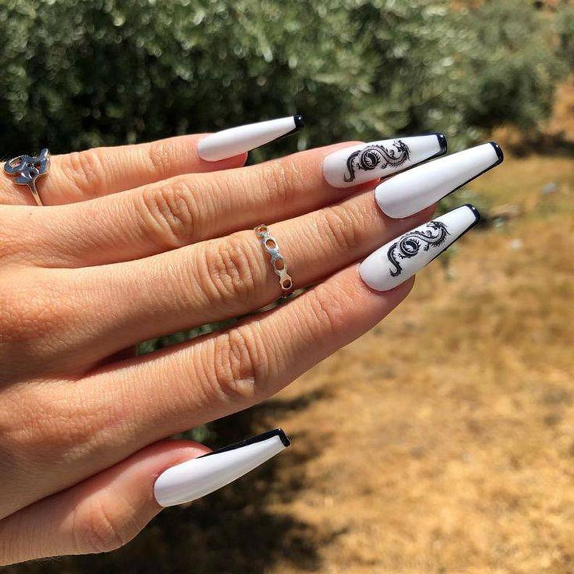 Fashion nails