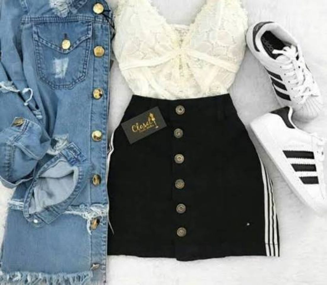 Social Scotch & Soda Cropped Sweat with Knot Detail and Theme Artworks Sudadera