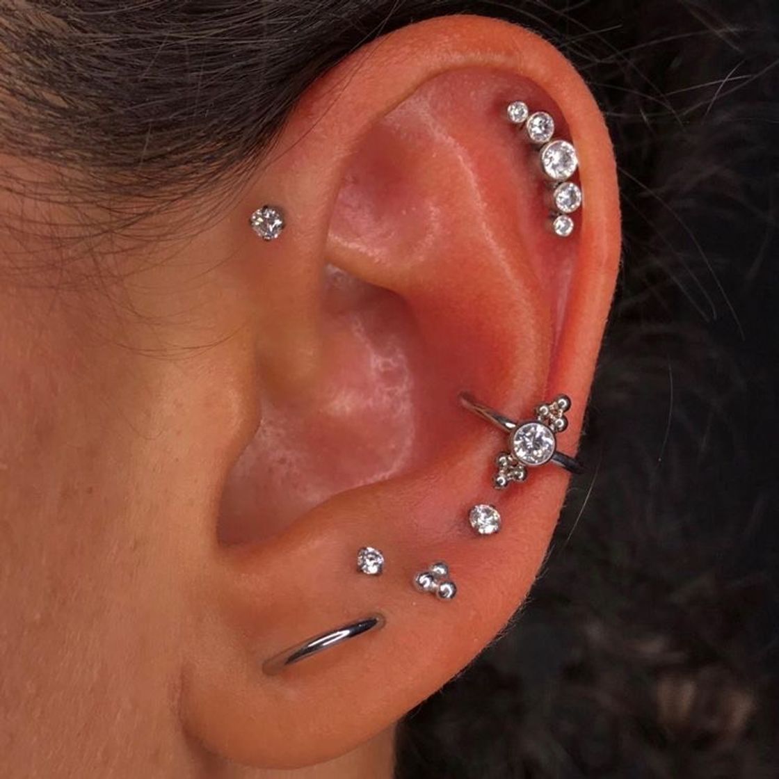 Social ideias de piercing na orelha (prata)