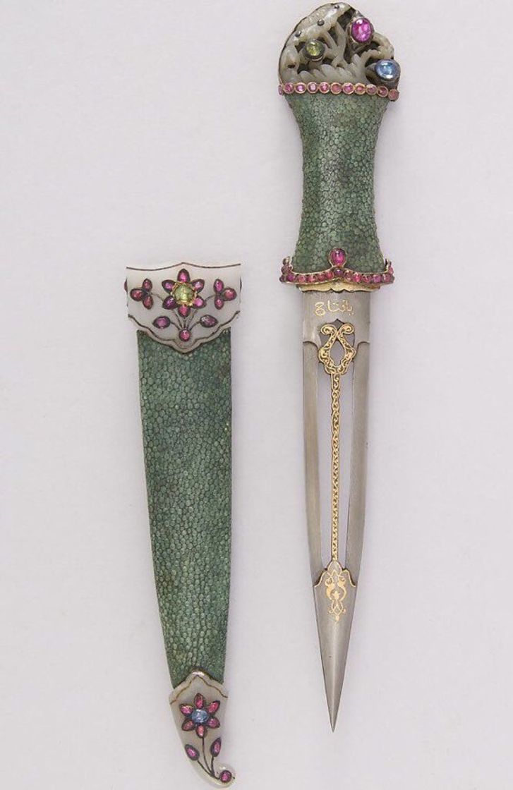 Moda Dagger with flowers 