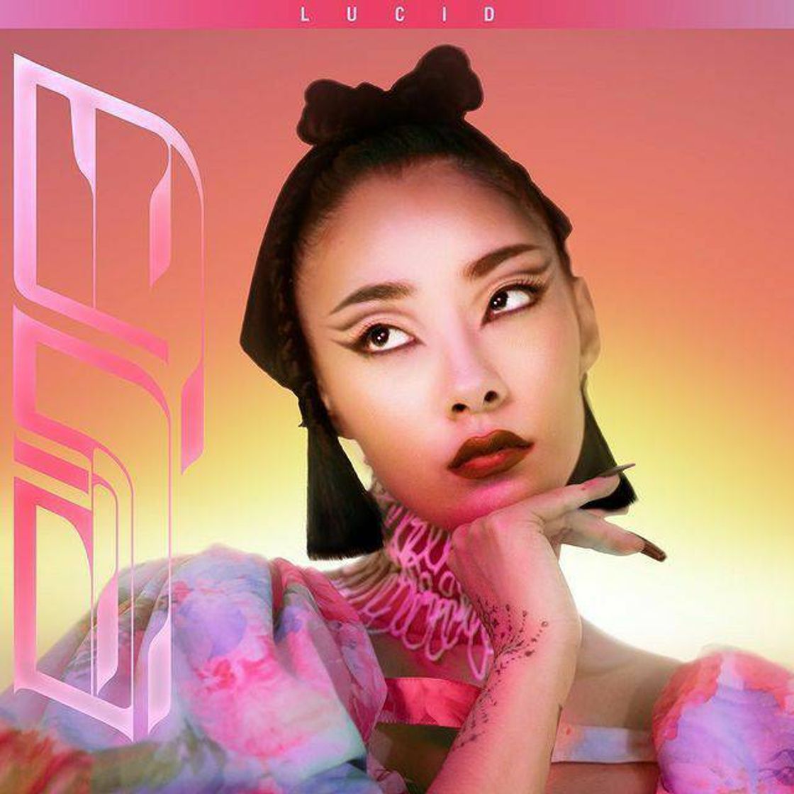 Moda SAWAYAMA- Rina Sawayama Debut Album⭐