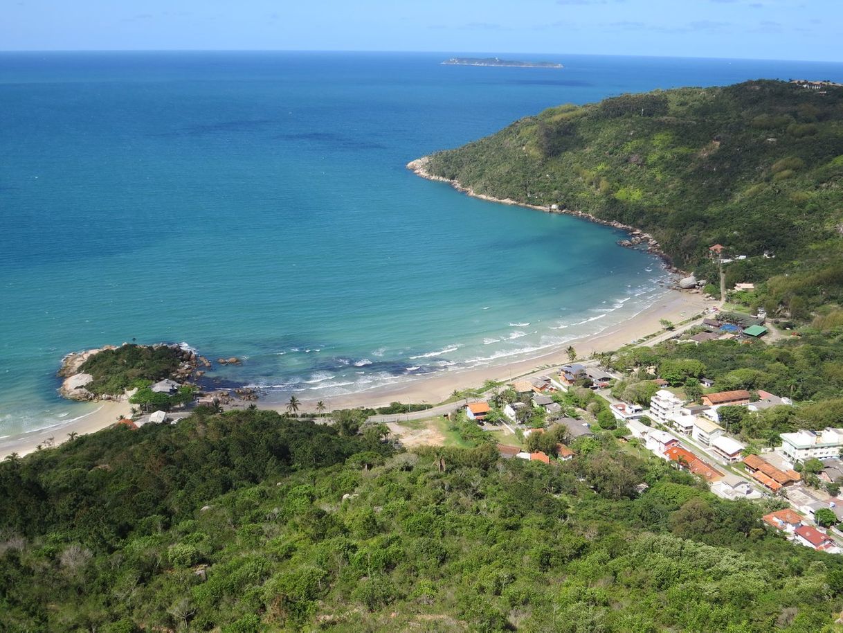 Places Praia da Conceição