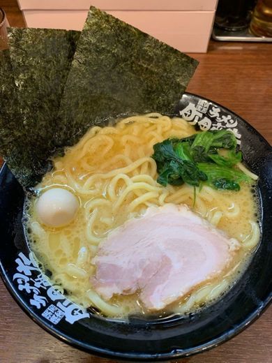 横浜家系ラーメン 四谷商店