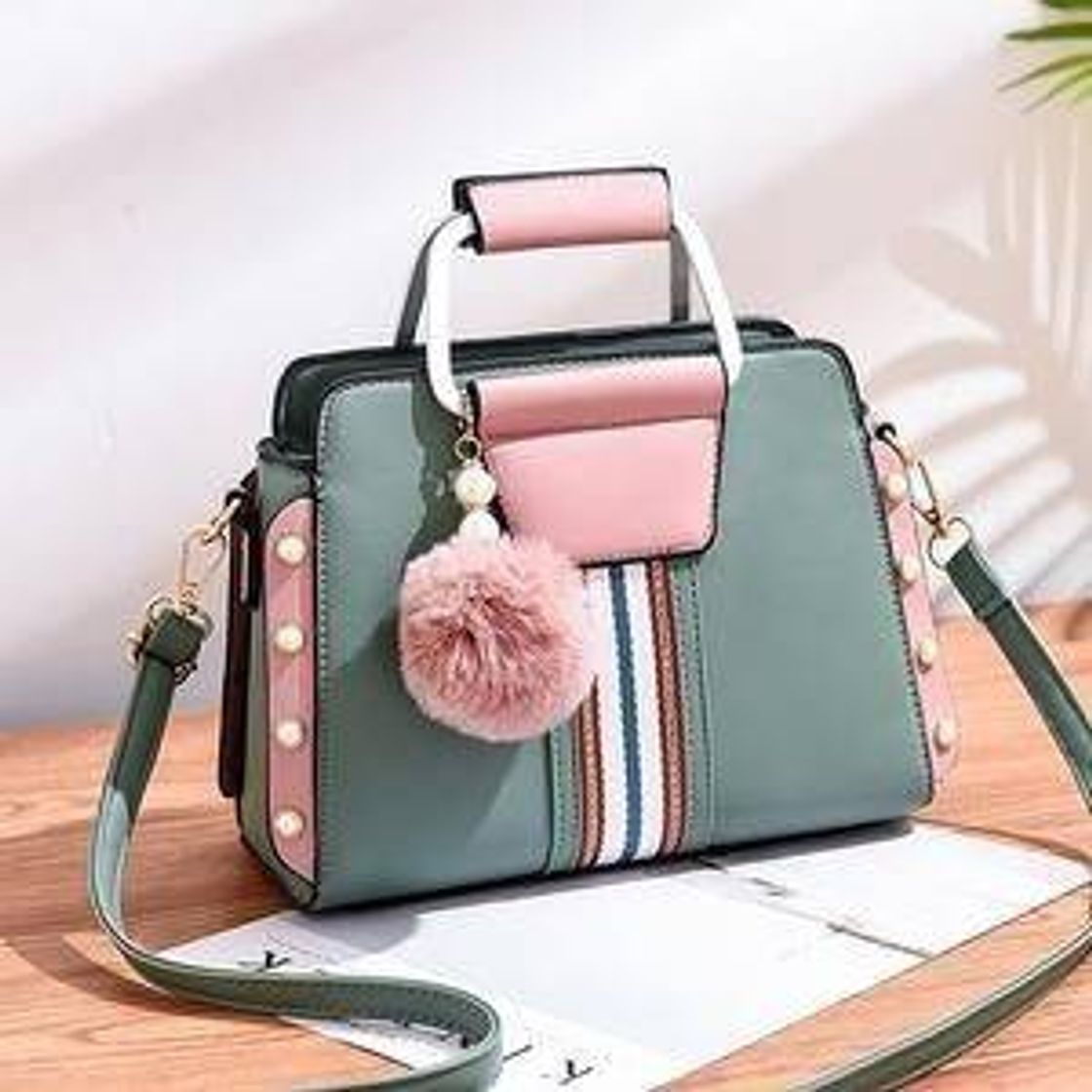 Fashion Já pensou você com essa bolsa❤❤