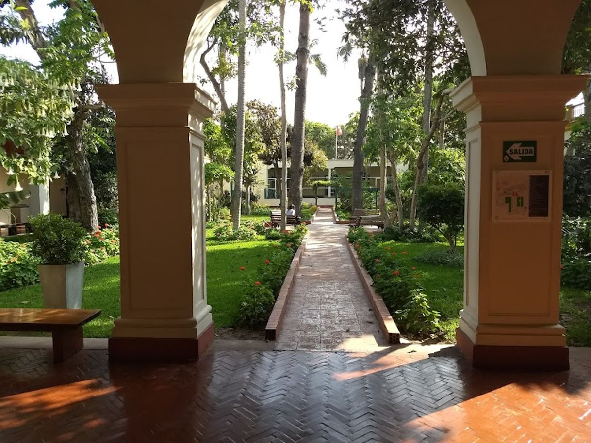 Lugar Museo Nacional de Arqueología, Antropología e Historia