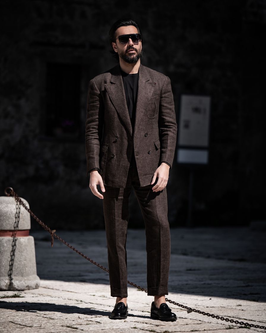 Fashion Bespoke brown suit