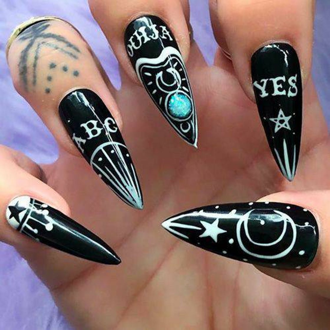 Fashion unhas ouija