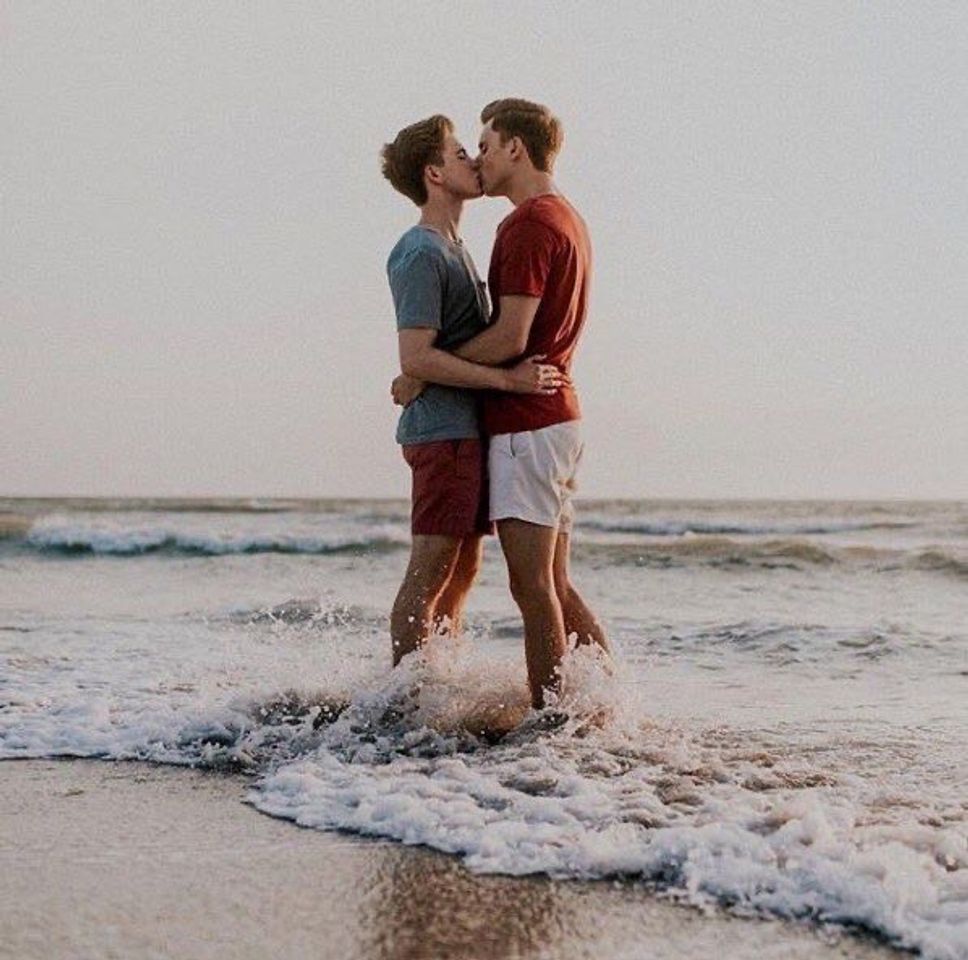 Moda foto de casal na praia 